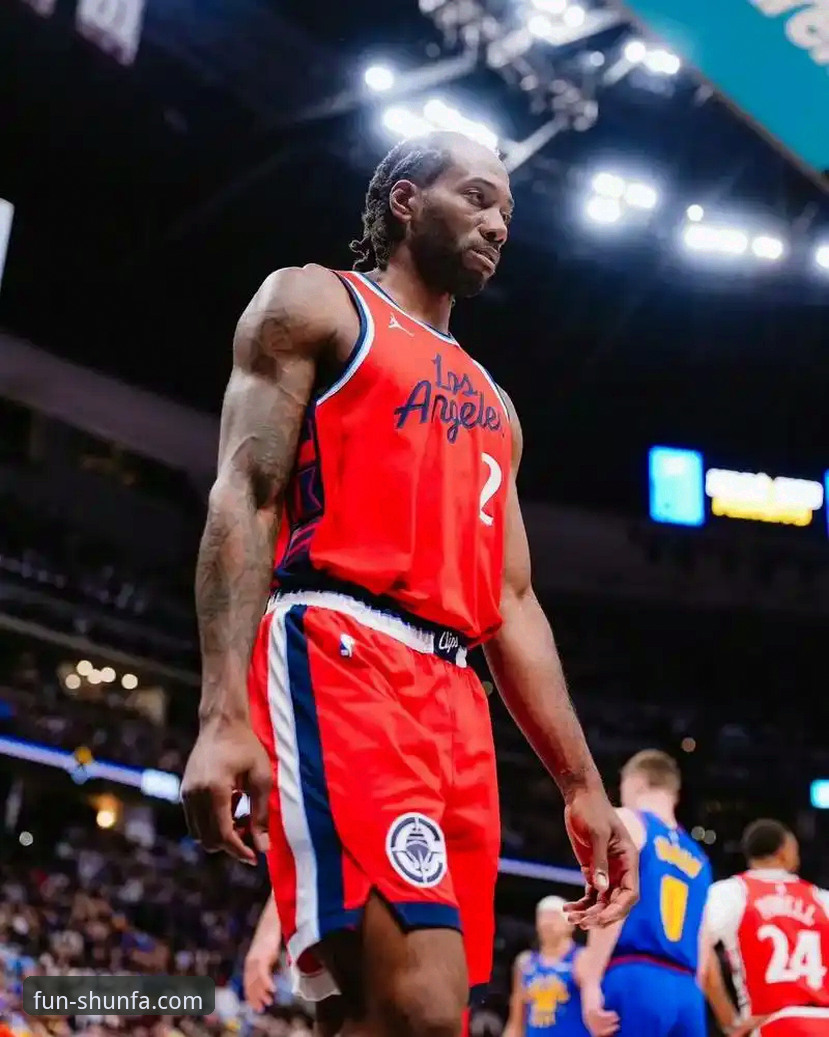 伦纳德手腕伤势背后：从快船失利看NBA密集赛程的深层挑战